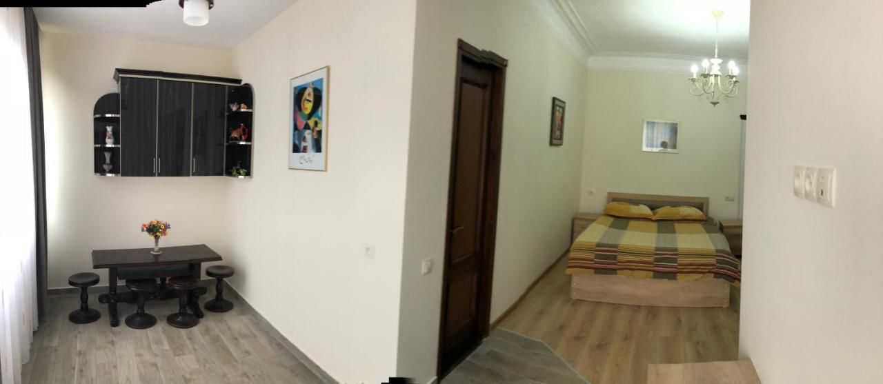 Гостевой дом TEMO GUEST HOUSE 10 Батуми-16