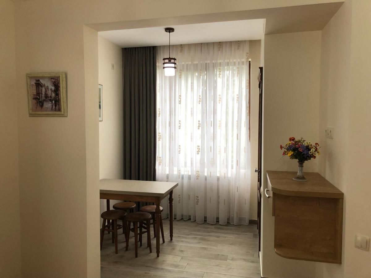 Гостевой дом TEMO GUEST HOUSE 10 Батуми-10